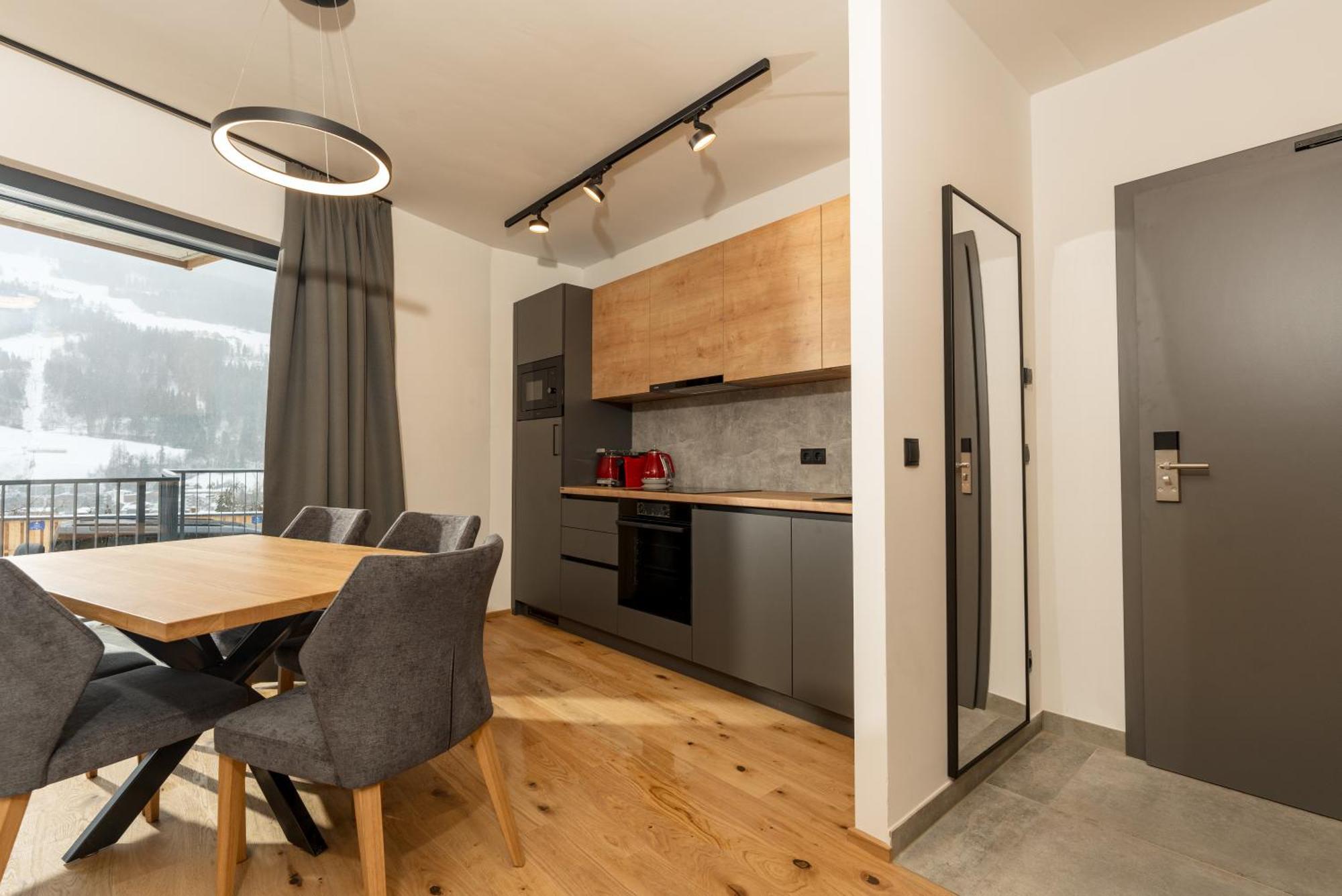 שלאדמינג Pure Alpine Suites מראה חיצוני תמונה